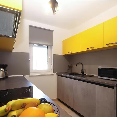 House Helena 2068 Holiday home Fazana