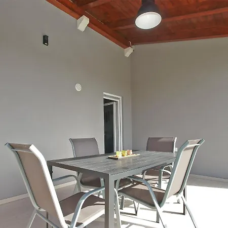 House Helena 2068 Holiday home Fazana